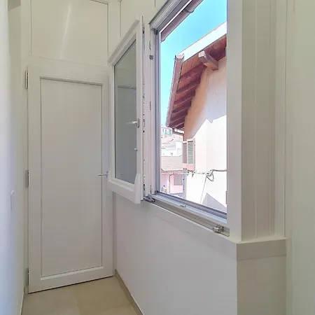 Modern Two-room Luino