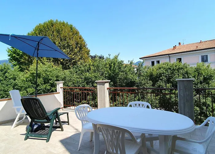 In Near Maggiore 아파트 *