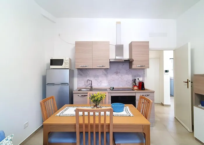 In Near Maggiore Lejlighed